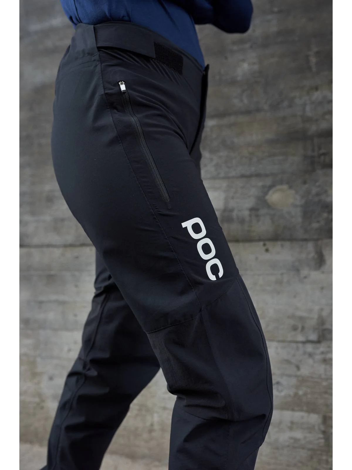 Spodnie rowerowe POC W's Ardour All-weather Pants - Ur. Black - Image 3