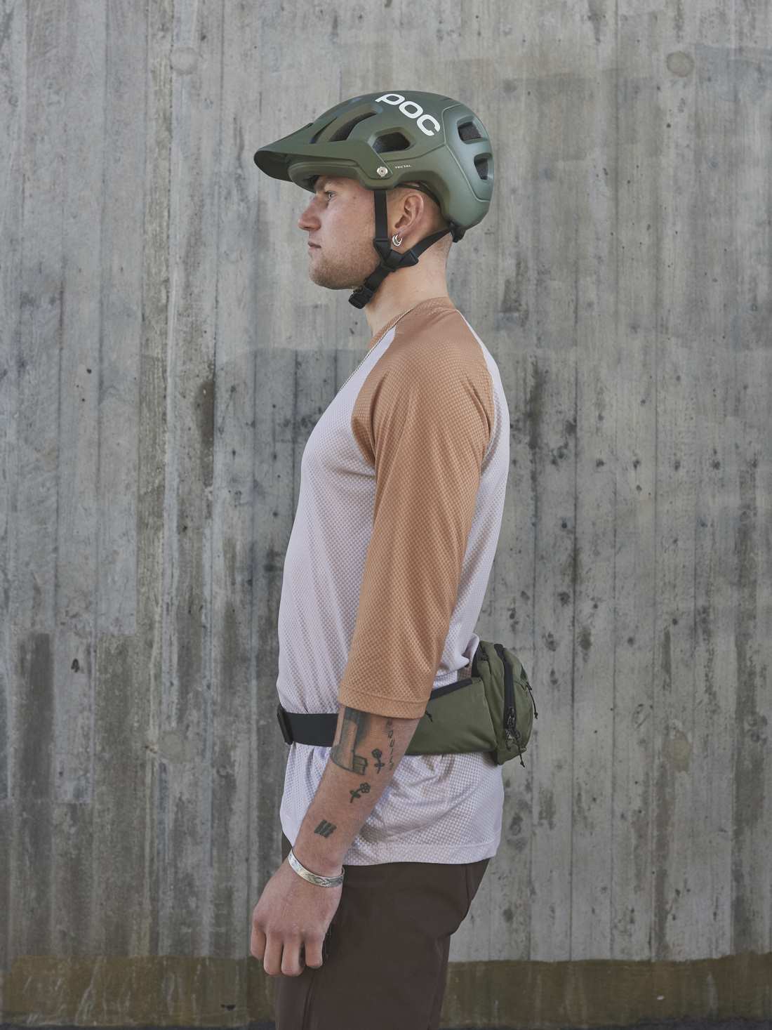 Saszetka biodrowa POC LAMINA HIP Pack - Epid. Green - Image 3