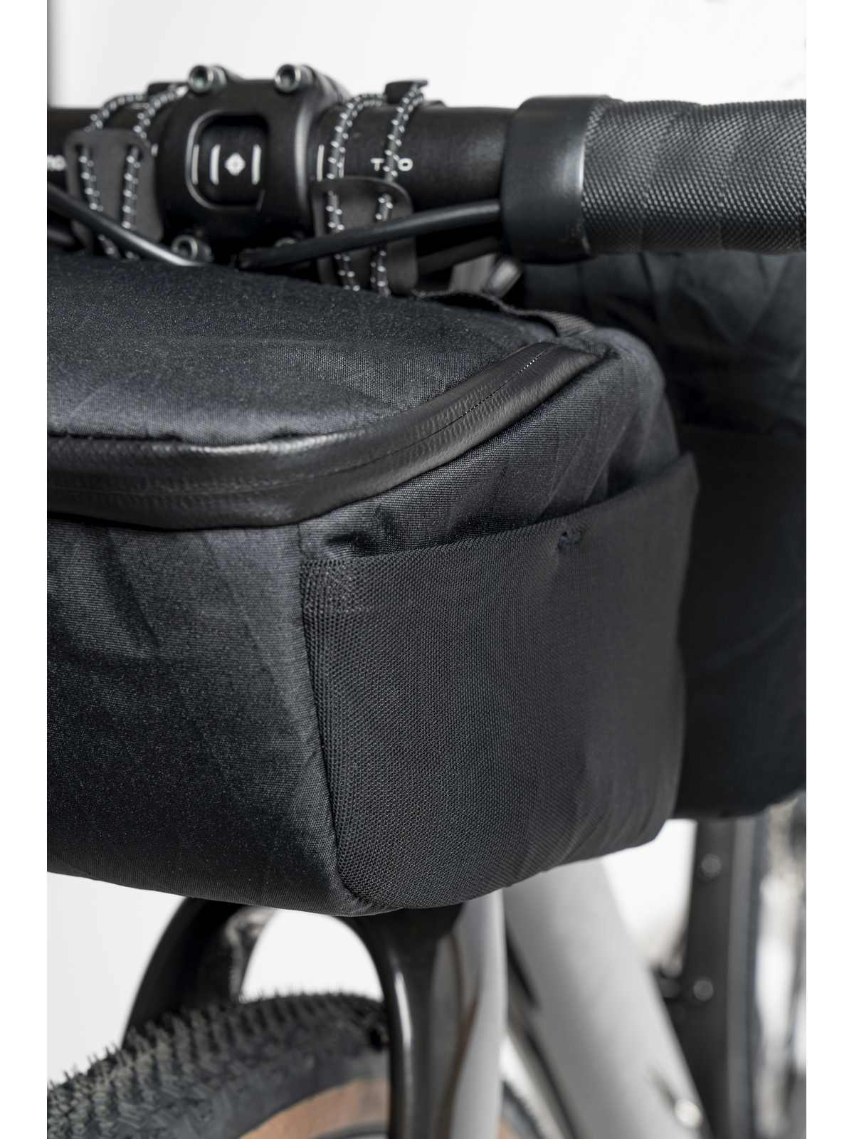 Torba POC Ultra Bar Bag 4L - Ura. Black - Image 4